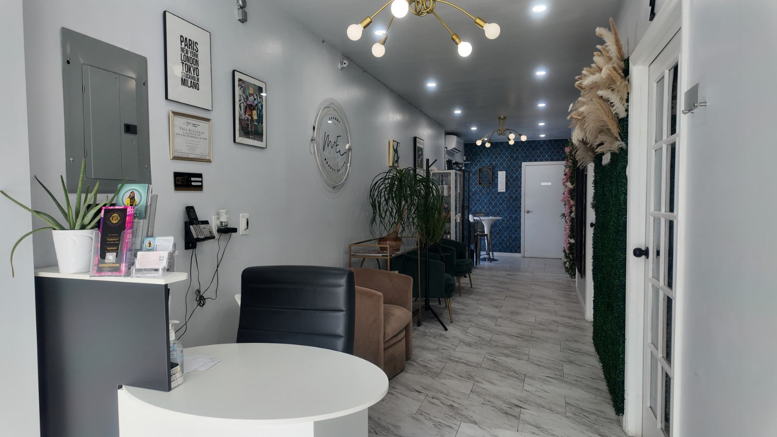Waxing service